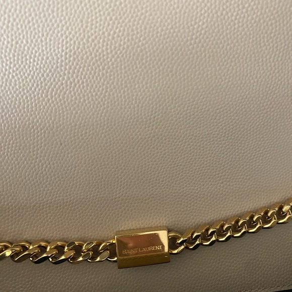 Saint Laurent Kate Monogramme Biege Medium Handbag with Gold Hardware - Picture 7 of 12